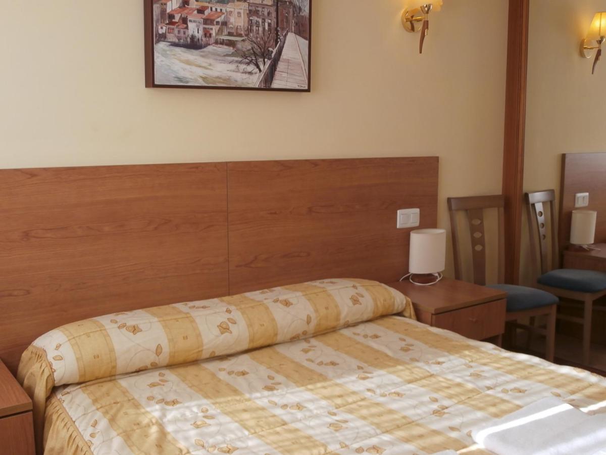 Hostal El Volante Estella Exteriör bild