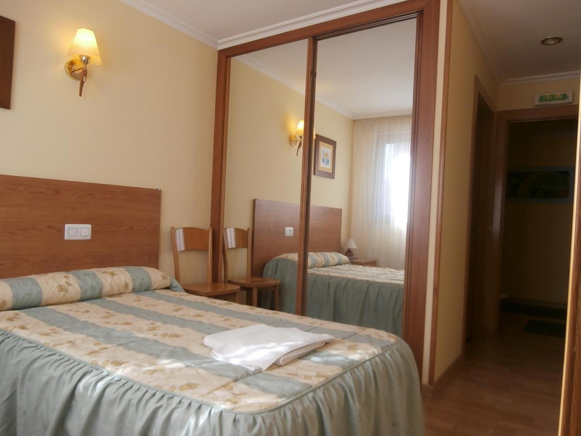 Hostal El Volante Estella Exteriör bild